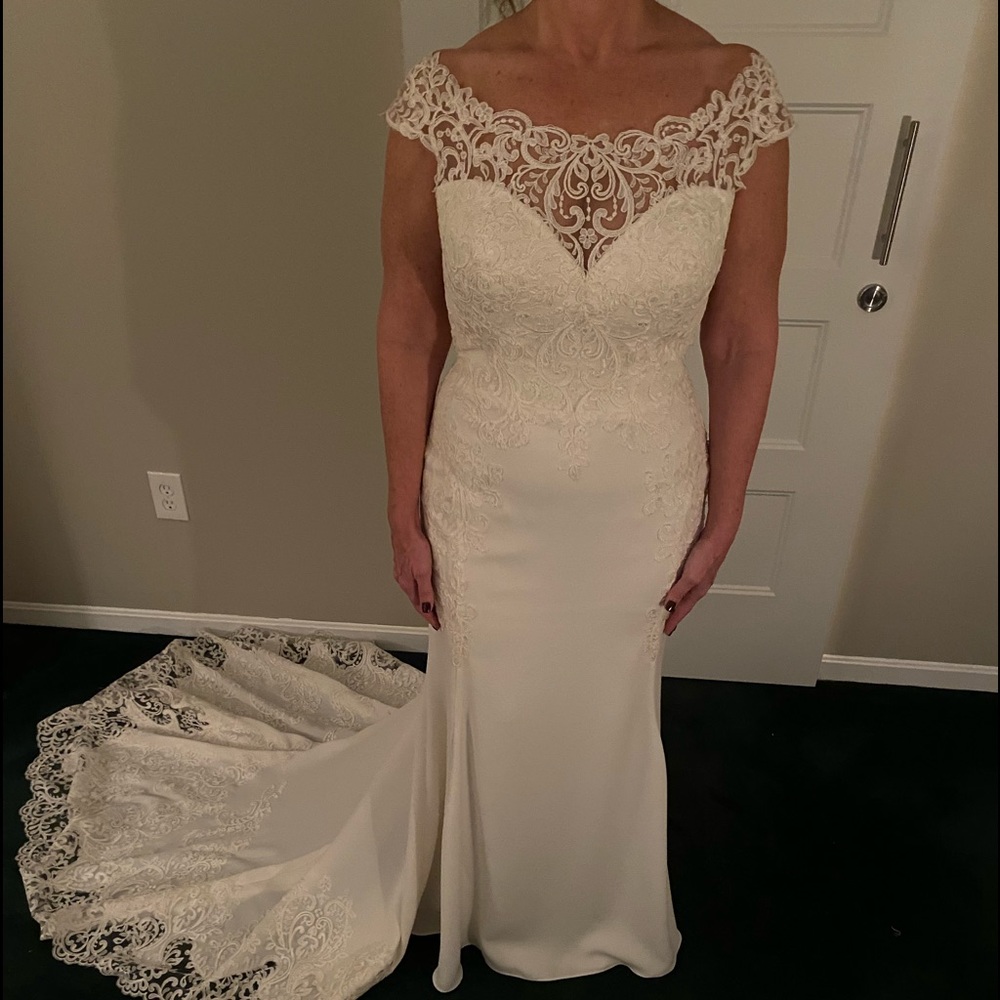 Essenes of Australia Wedding Dress